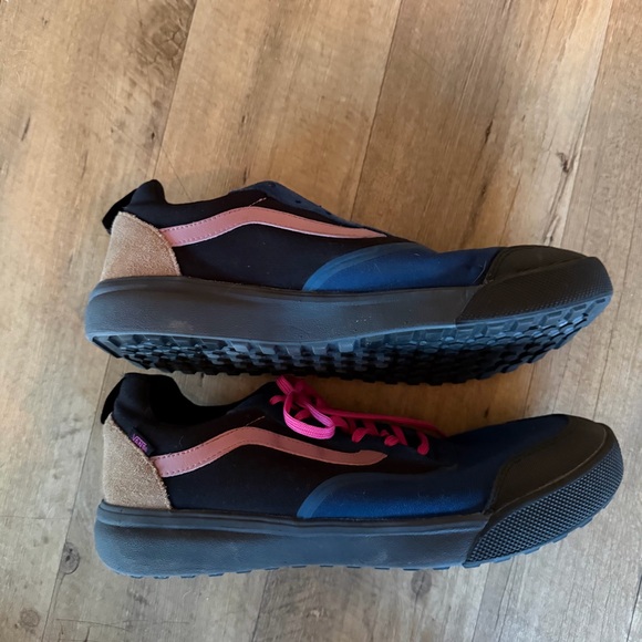 Vans UltraRange Sneakers | Gibraltar Sea/Ebony - Picture 4 of 10